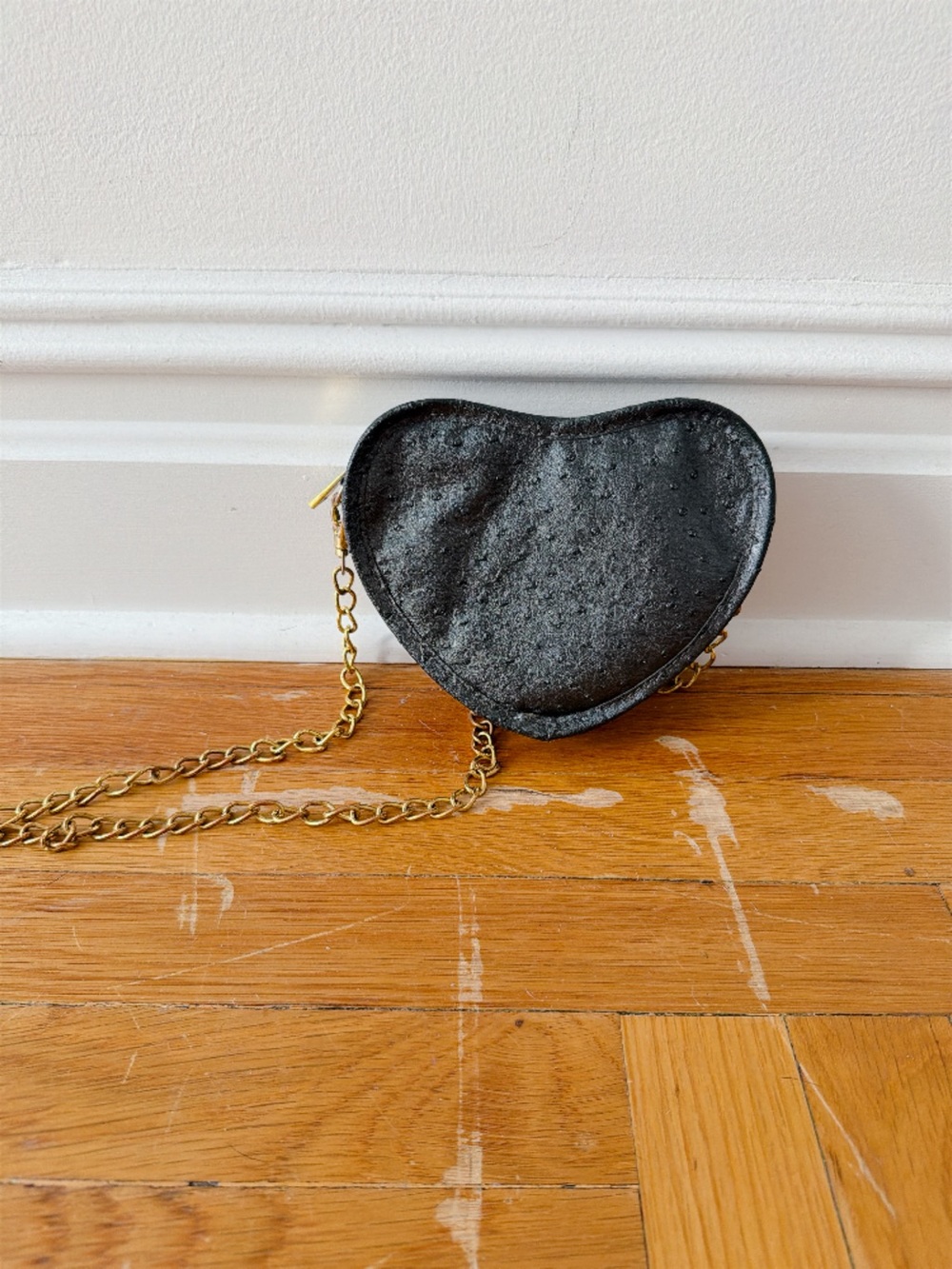 Heart-Shaped Black Leather Crossbody Bag with Gold Chain